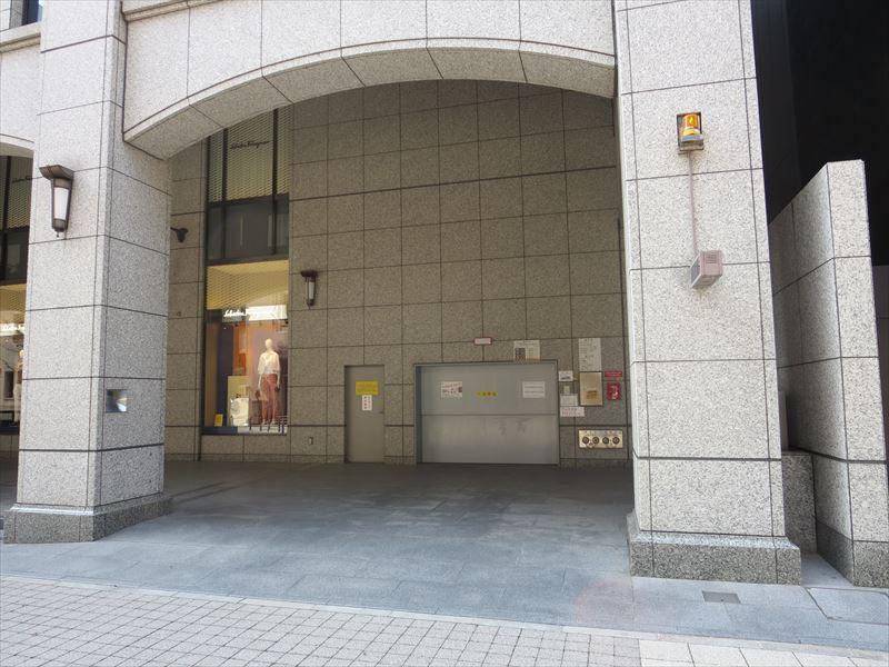 神戸,兵庫の貸店舗エントランス