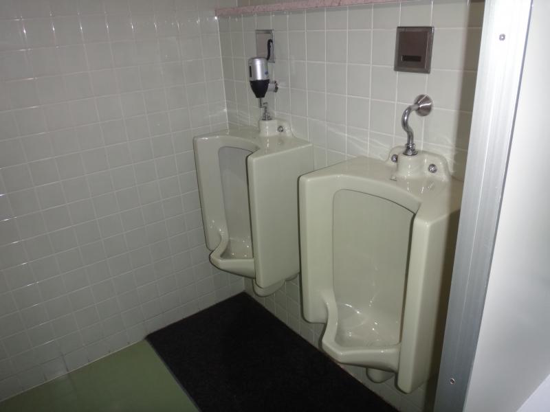 AXIS谷町ビル 大阪の貸事務所,賃貸オフィストイレ1