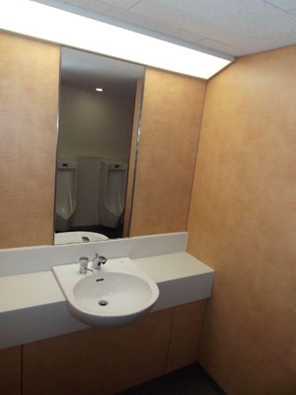 桜橋千代田ビル 大阪の貸事務所,賃貸オフィス洗面所