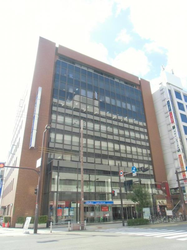 梅田イーストビル の