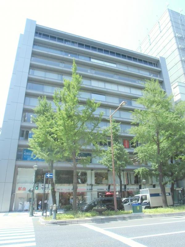 大阪市中央区にあるショールームの貸店舗 メイン画像