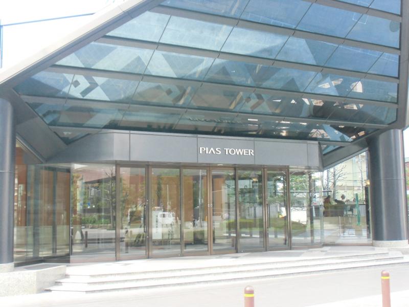 ピアスタワー 大阪の貸事務所エントランス