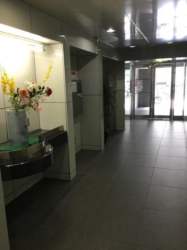 ネオフィス堺筋本町ビル 大阪の貸事務所,賃貸オフィスエントランスホール