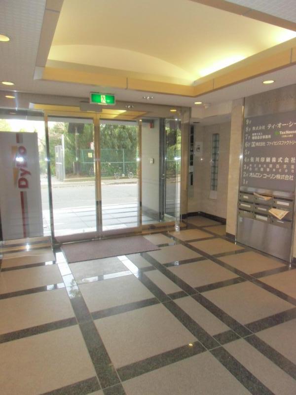 磯上公園ビル 神戸の貸事務所,賃貸オフィスエントランスホール