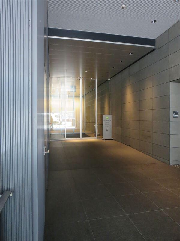 アーバンネット四条烏丸ビル 京都の貸事務所,賃貸オフィスエントランス2