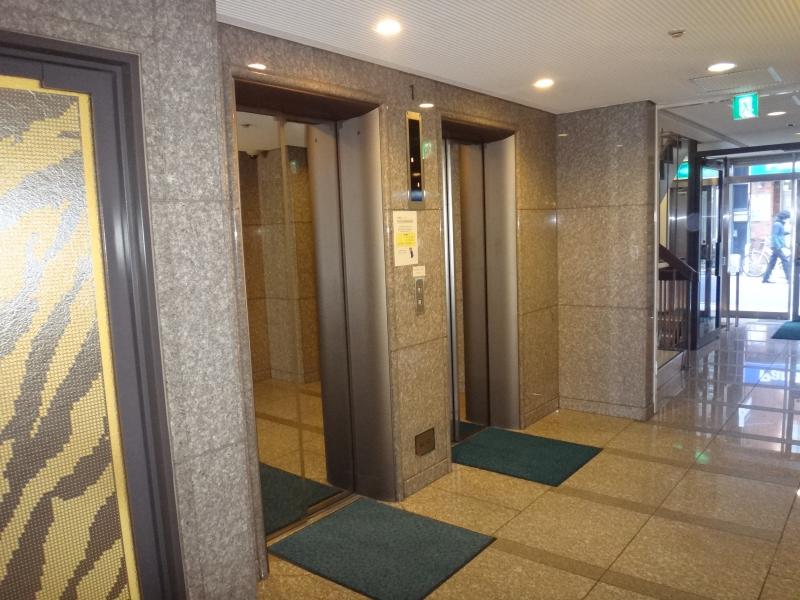 西天満大治ビル 大阪の貸事務所,賃貸オフィスエレベーターホール