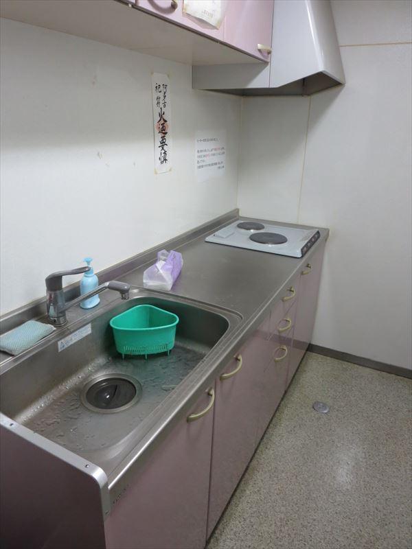 竹澤ビル 大阪の貸事務所,賃貸オフィス給湯室