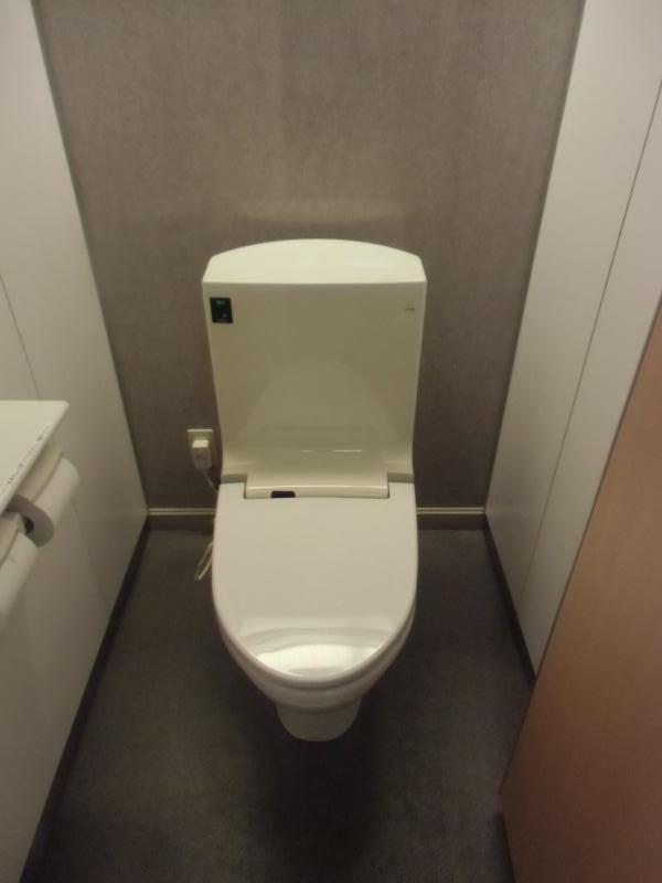 風蘭ビルディング(旧明治屋ビル) 大阪の貸事務所トイレ