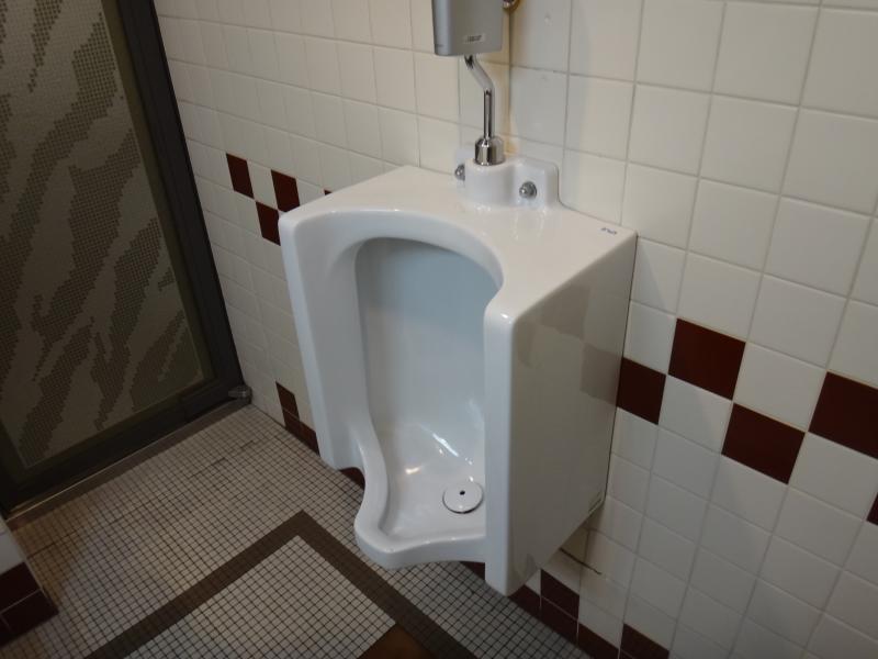 西天満大治ビル 大阪の貸事務所,賃貸オフィストイレ2