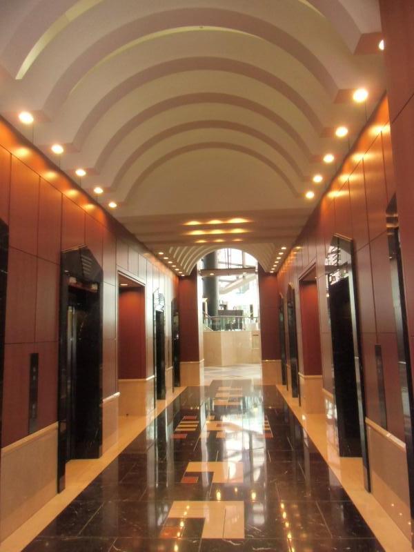 ピアスタワー 大阪の貸事務所1階エレベーターホール